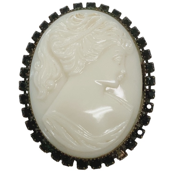 Vintage Oval Cameo Soft Black Rhinestone Frame Pin Brooch - Picture 2 of 8